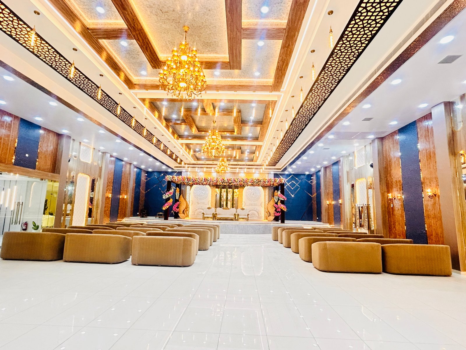 Banquet Hall Features